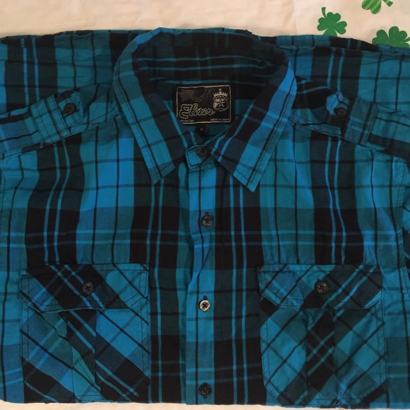 4 for $30 💙ELIXIR🖤 Black & Blue Plaid Shirt - Picture 3 of 4